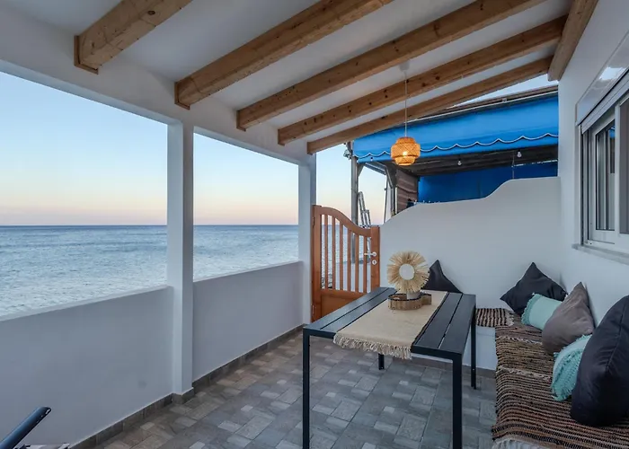 Diamond Seaview Stegna 아파트 아크앤젤로스