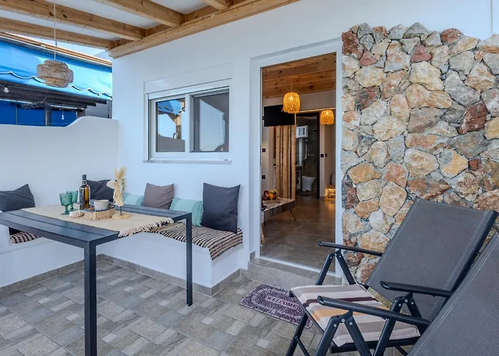 Diamond Seaview Stegna