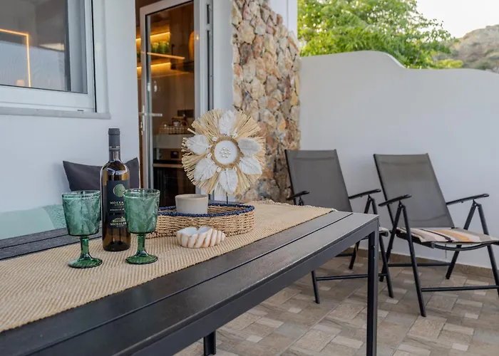 Diamond Seaview Stegna