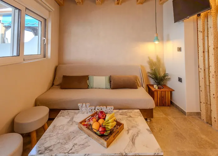 Diamond Seaview Stegna 아파트 *